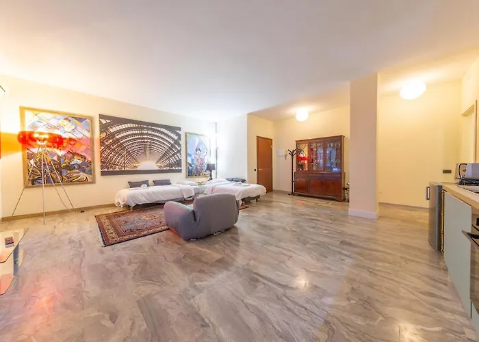 - Spacious And Bright Apartment, Elegant Area *