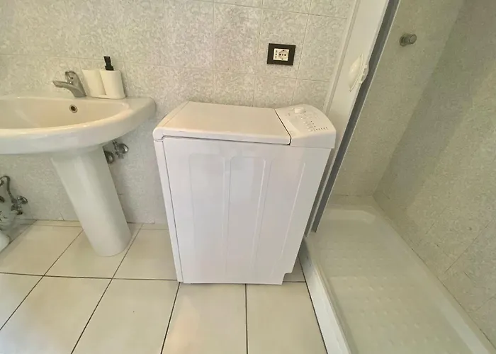 Modica Home, Nel Cuore Di Famagosta, In Posizione Tranquilla Apartment Milan