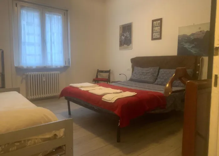 Accogliente Casetta A A Due Passi Dalla Metro Tolstoi