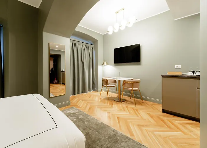 Prestige Boutique - Piazza Duomo 2 Milánó