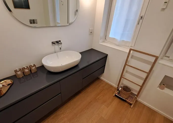 Tolstoj - 2 Bedrooms - Tortona District - At Your Place Milán