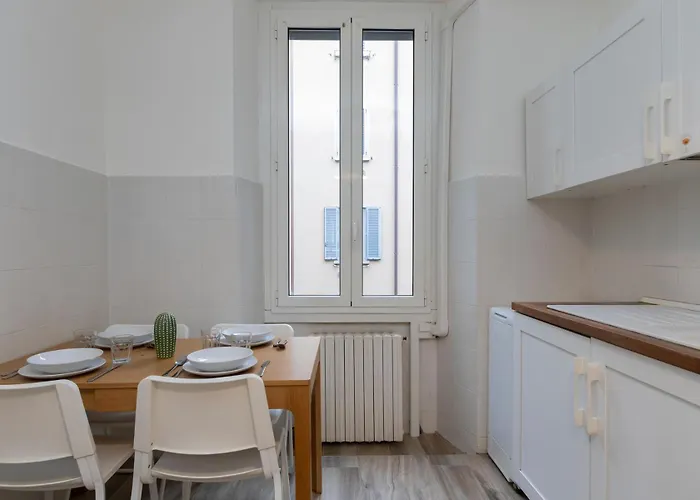 M1 M2 A Short Walk From The Subway