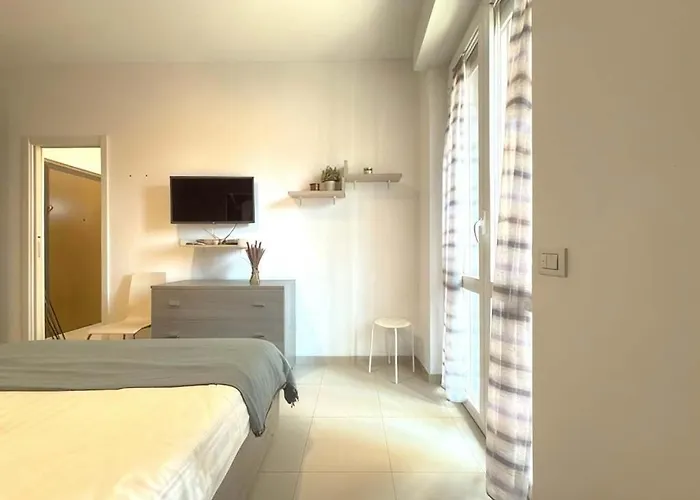 Homeby, Casa Marianna Milánó