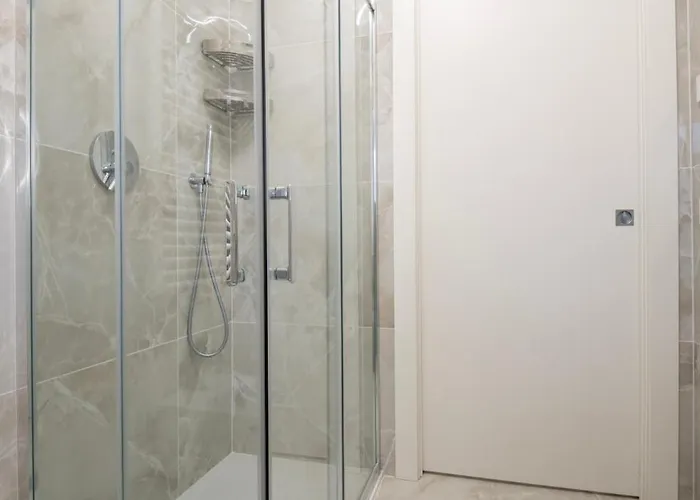 Appartement - Nuovo Con Grande Terrazza Privata *
