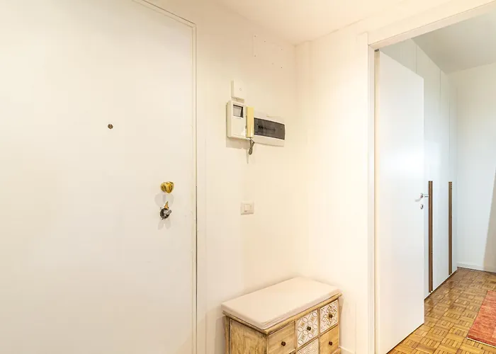 Апартаменты Acquabella By Houset Милан