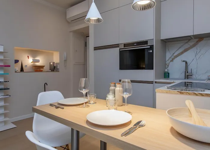 Apartment Brera Exclusive - New With Terrace, Near Parking Milan