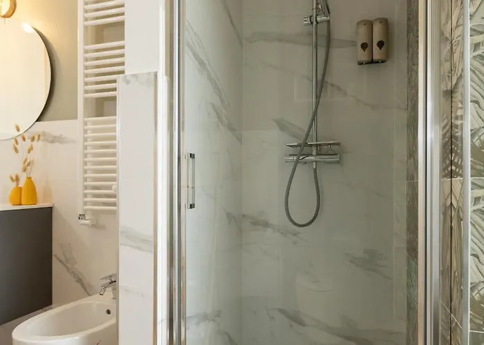 Art - Bocconi Near Train Station, Navigli *