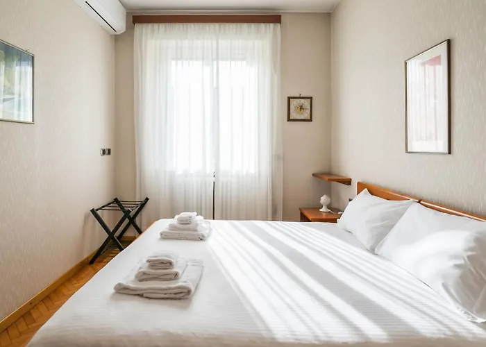 Italianway Easy - Strambio 8 Apartment