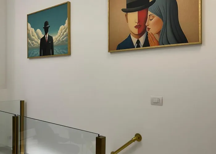 G Luxury Platinium&gold Red Metroline To Duomo *