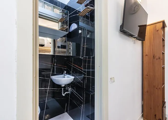 Easy Loft Next To Loreto Metro Stop *