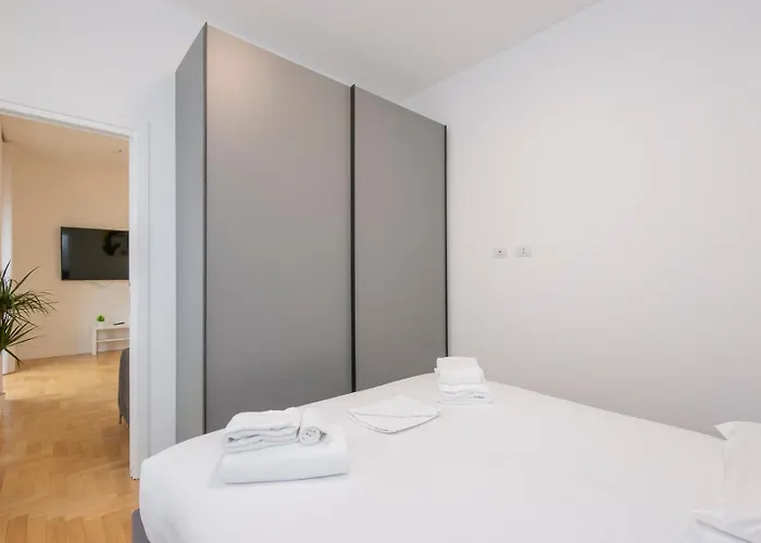 I-host - Bright 1br With Balcony In Apartment *