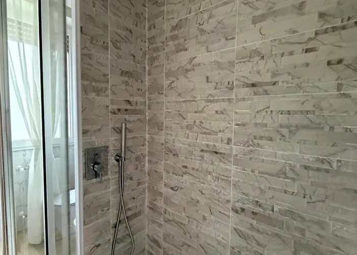 Arena Santa Giulia 公寓 *