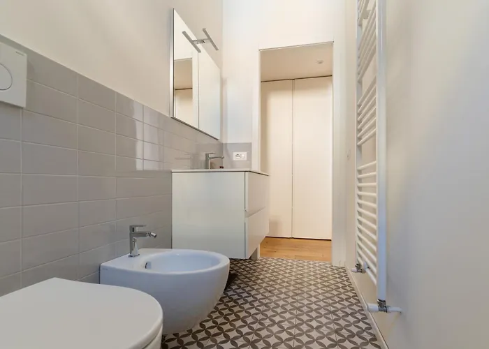 Apartment Guesthost - M5 Isola Cozy Milan