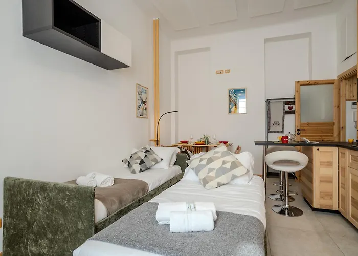 Guesthost - Relaxing Wooden 아파트 밀라노