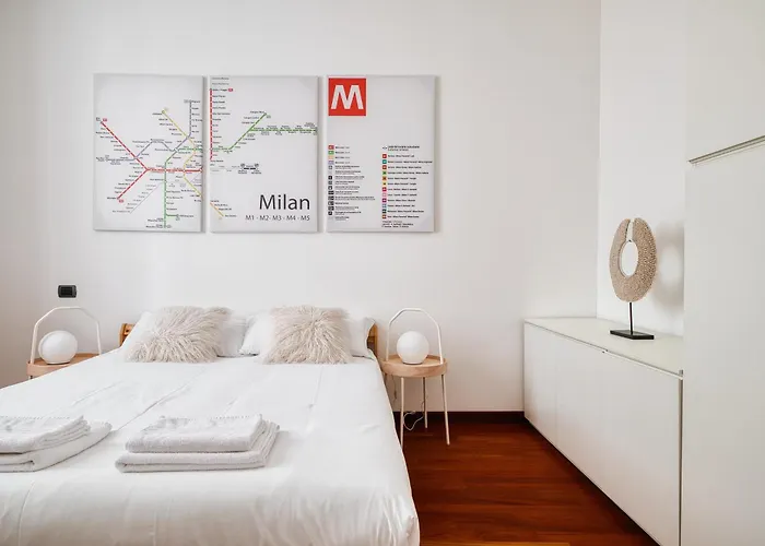 Elegant - Lorenteggio Appartement *