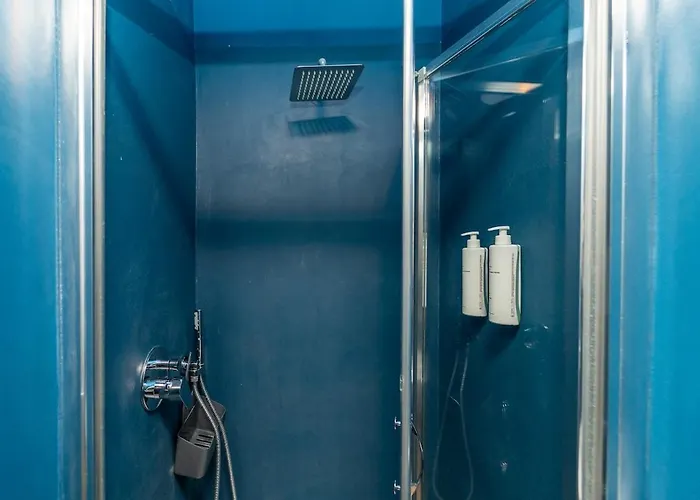 The Artist's Nest - On The Navigli Milão