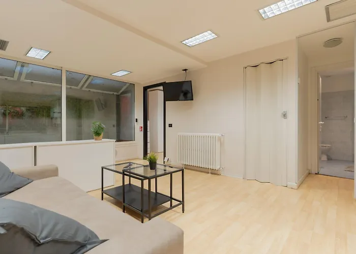 Appartamento Urban Loft With Pool Table - M3 And Train Station - Duomo In 10 Min *