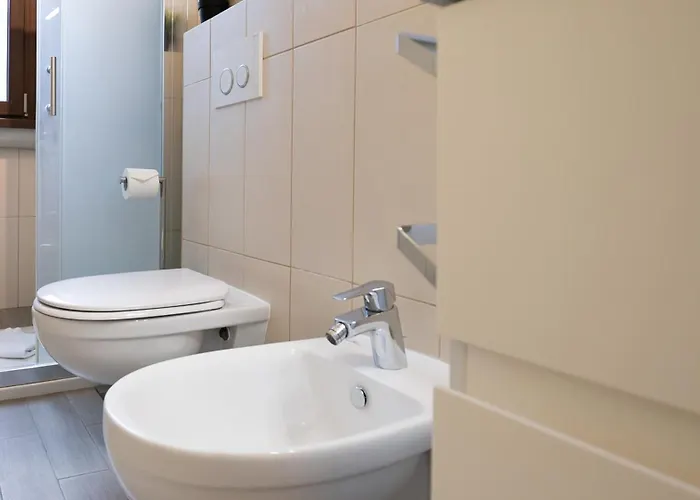 Italianway - Leoncavallo 45 *