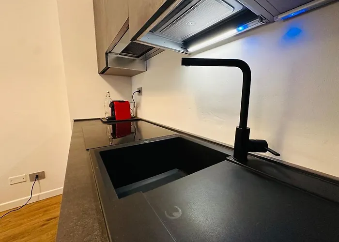 Apartamento Cassala 45 - Di Design Ristrutturato, 2 Camere, Navigli *