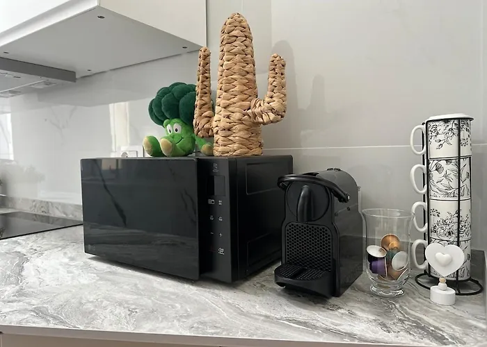 Convention Center Sempione Castle Double Bathroom Entire Apartment, 24h Supermarket, Nightlife מילאנו