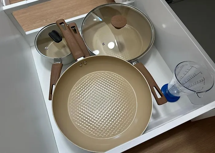 Convention Center Sempione Castle Double Bathroom Entire Apartment, 24h Supermarket, Nightlife דירה