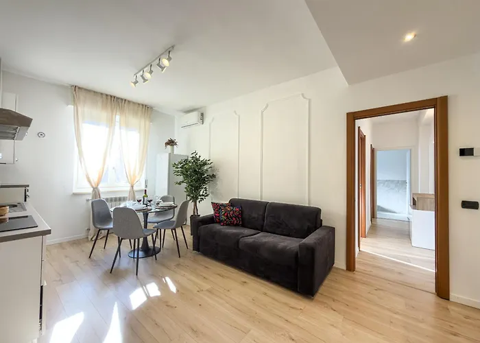 Casa Enea Luxury House - Bocconi Navigli - Private Parking