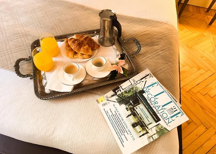 Brera Elegant Steps From Duomo, Montenapoleone, Design & Fashion Week Apartamento