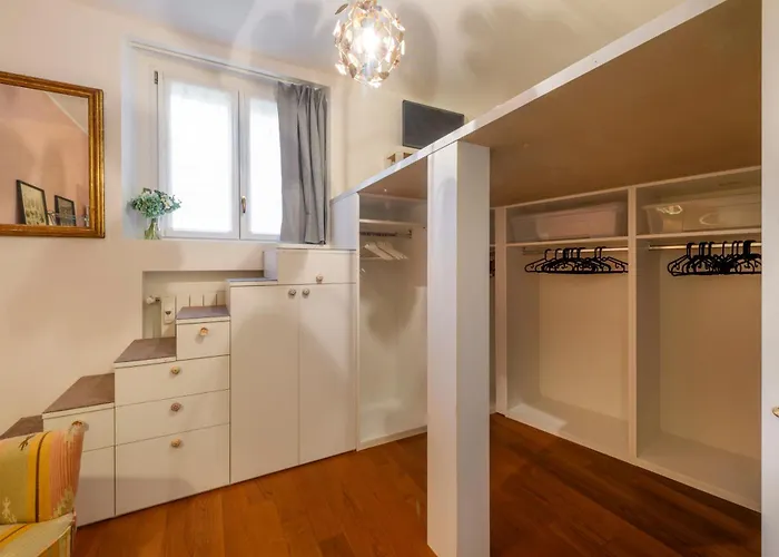 Apartament Marcona, 1 - Quiet Milanese *