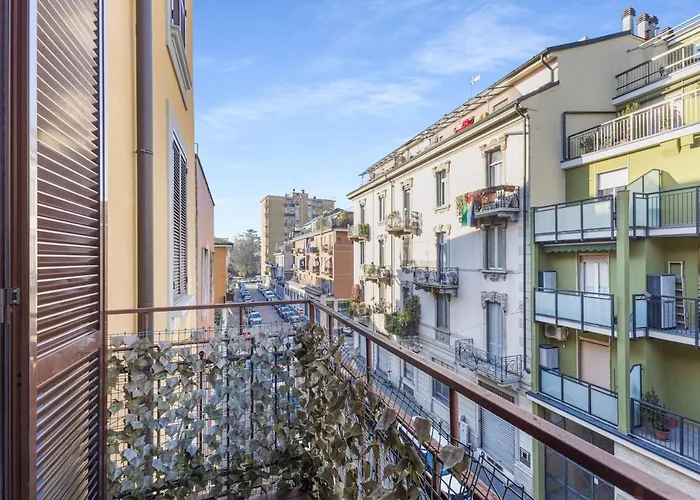 Apartment Modern 10 Min To Duomo, M3 Rogoredo