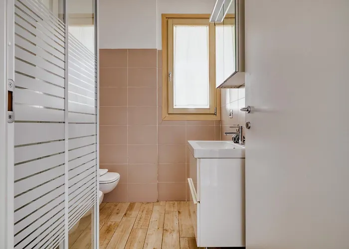 Just Urban - Bright With Terrace - M4 Tolstoj *