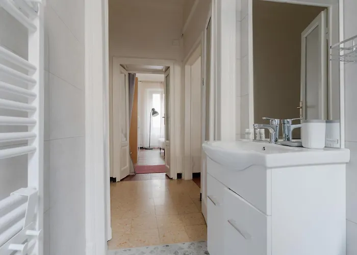 Guesthost - Porta Romana Lovely