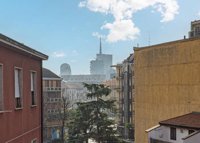 Isola - 2 Bedrooms - Free Parking Apartment *