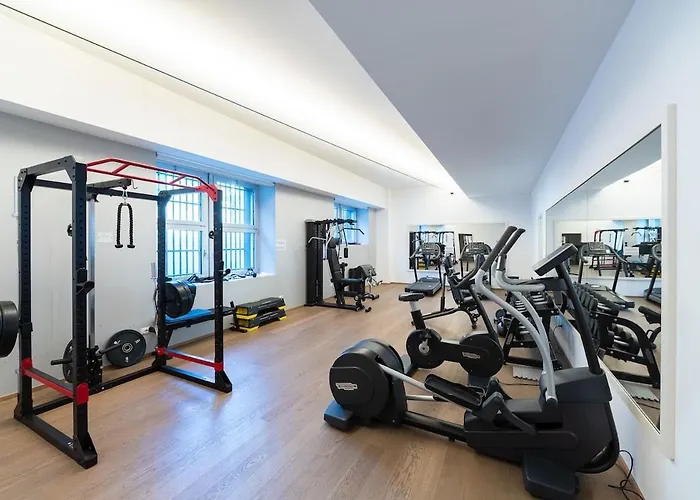 Design Art - Gym & Location Daire Milano