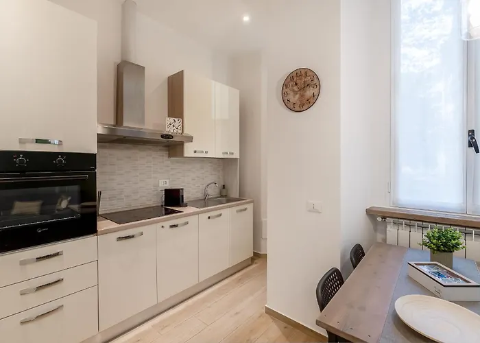 Apartment Entire With Patio In The Isola Area