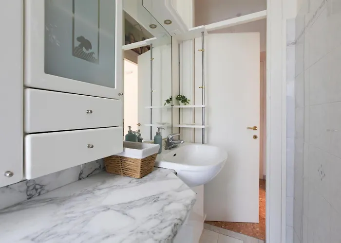 아파트 Romantic Close To Fondazione Prada *