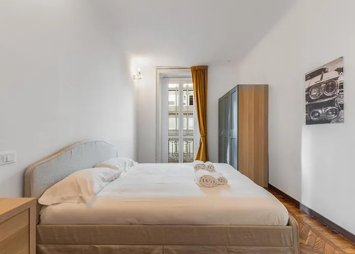 Via Torino Heart -apartment In The Heart Of Apartmán