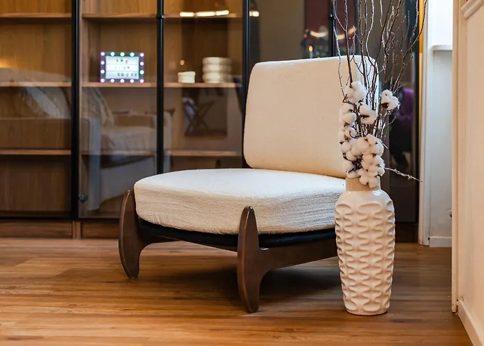 The Icon - Duomo View Apartment Milan