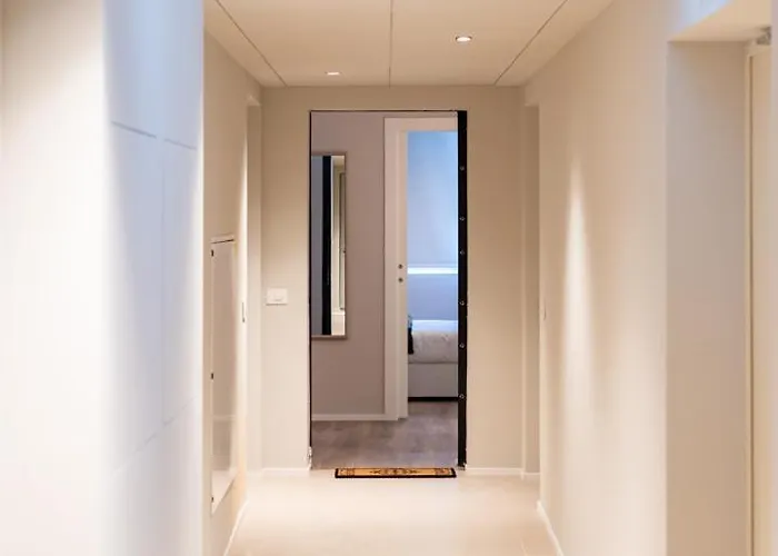 Ieo Area - Duomo 15 Min - New And Bright 아파트 *