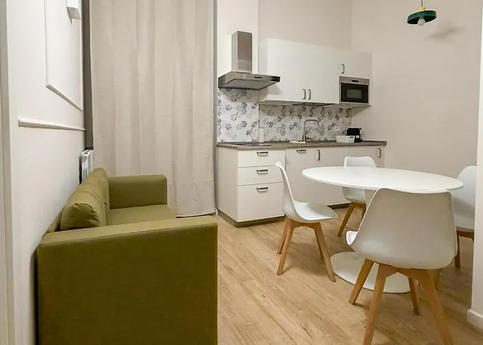 Elegant In The Center With Smarttv Wifi *