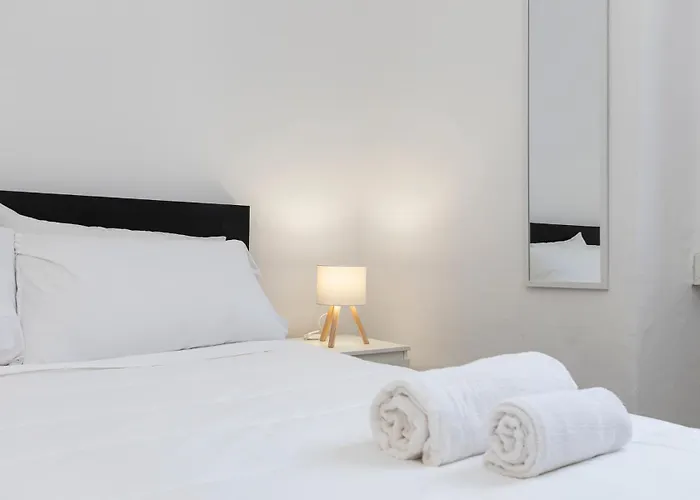 M1 M2 A Short Walk From The Subway