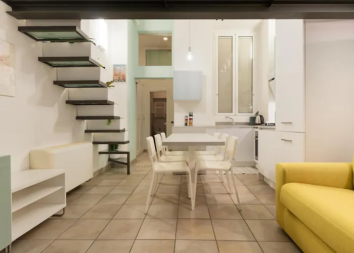 Charming Near M1 Loreto And Iconic Tram 1 To Center *