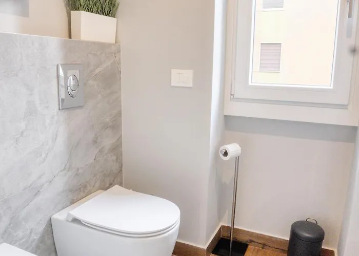 Darsena Contemporary - Spacious 2br A Few Steps From Centre Apartmán