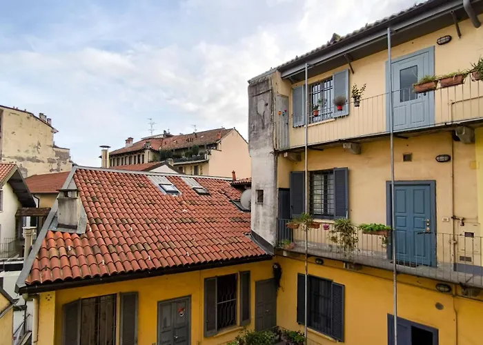 Drops & Dots In The Key Area Of *