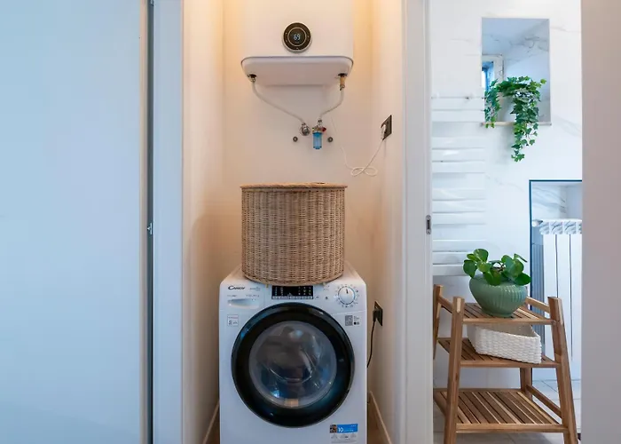 아파트 Bright Top-floor With Private Terrace