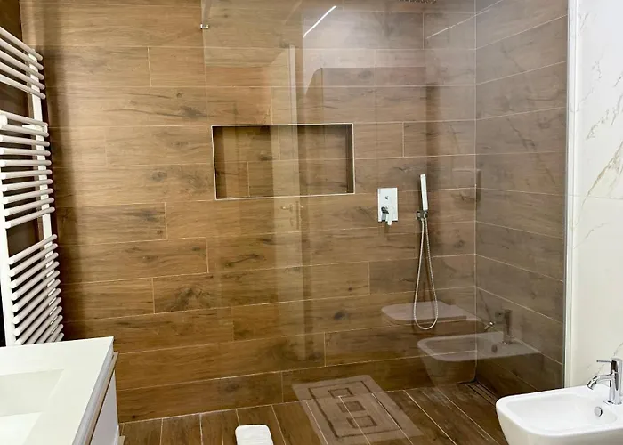 Luro - Suzzani 98 * מילאנו