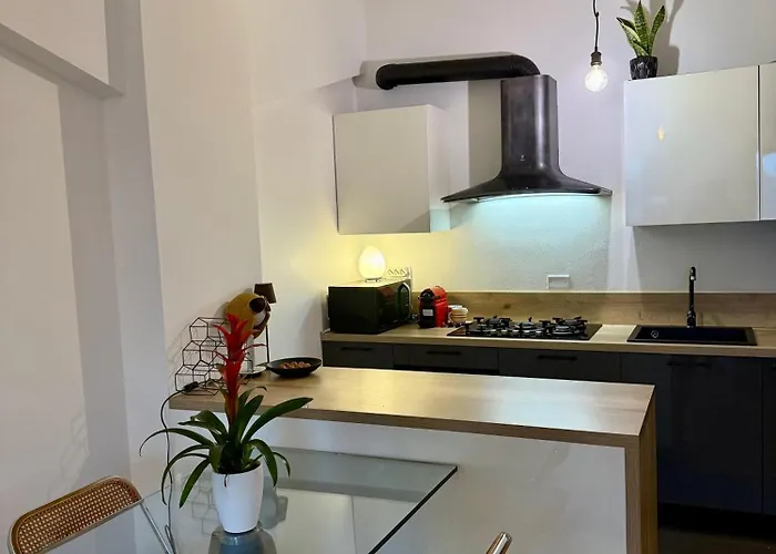 Luro - Suzzani 98 דירה