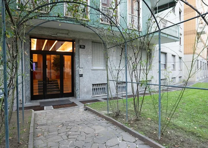 Modern And Particular In The Center Apartment Mailand