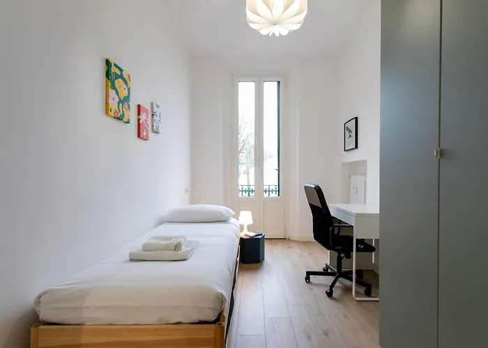 Bartolini Modern 2 Bedrooms By Halldis