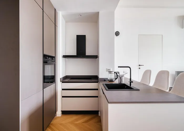 Joivy Modern Flats With Balconies By Loreto Metro And Corso Buenos Aires * Mediolan