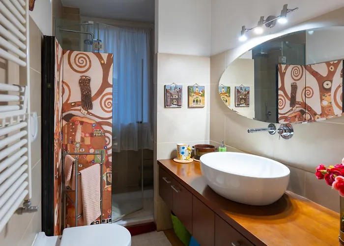 Appartamento Bilocale In Porta Venezia-metro-buenos Aires-wifi-ac Milano